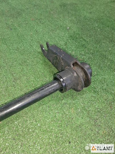 Торсион передний левый toyota hiace