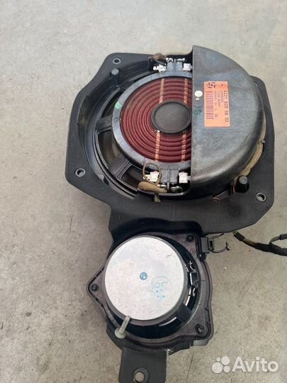 Динамик Harman/Kardon передний левый Mercedes-Benz