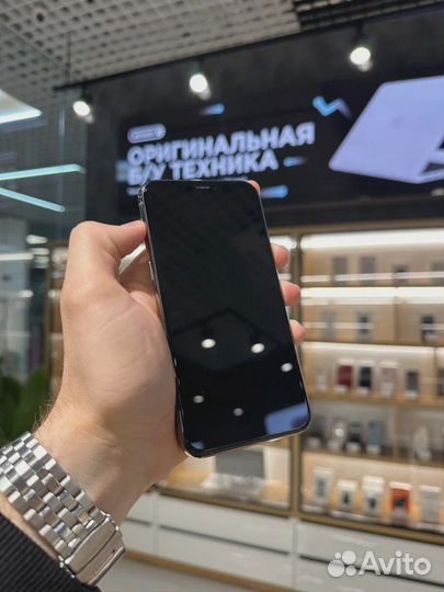 iPhone 11 Pro, 64 ГБ