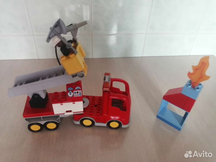 Lego duplo пожарная машина