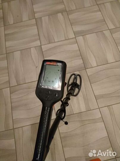 Металлодетектор Quest X10 Pro