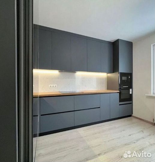 Кухни на заказ под потолок