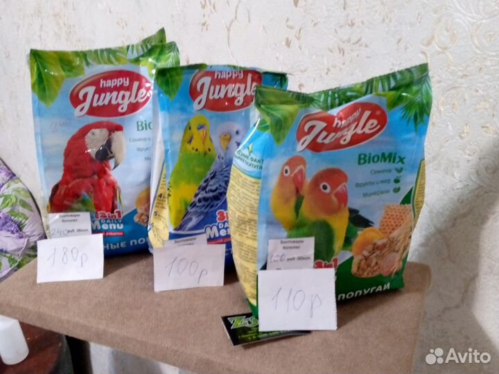 Корм и подкормка для попугаев