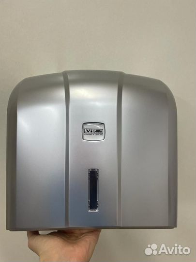 Диспенсер для бумажных полотенец V сложения Vialli