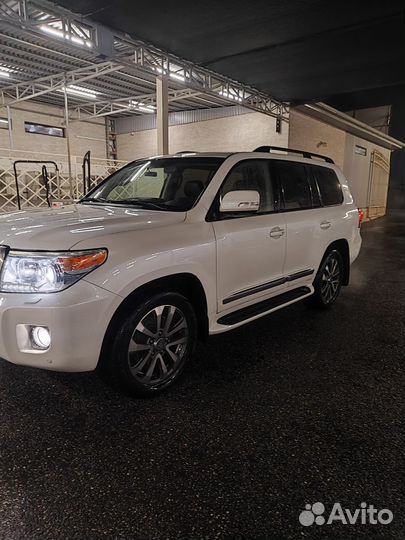 Toyota Land Cruiser 4.6 AT, 2014, 300 000 км