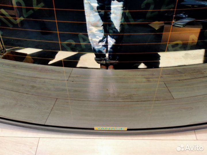 Стекло заднее Mercedes-Benz 212.054 E 300 212