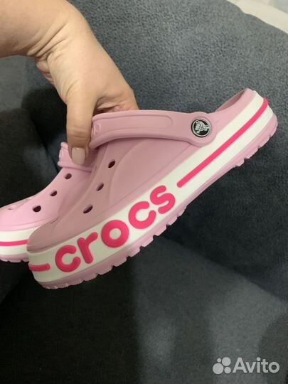 Crocs 39