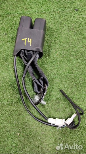 Замок ремня безопасности задний правый Nissan Qas