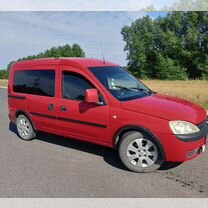 Opel Combo 1.3 AMT, 2009, 180 000 км, с пробегом, цена 570 000 руб.