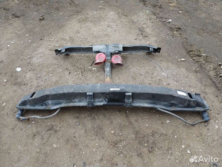 Передний усилитель бампера hyundai sonata 4