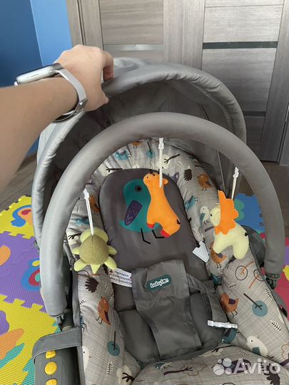 Шезлонг детский babyton