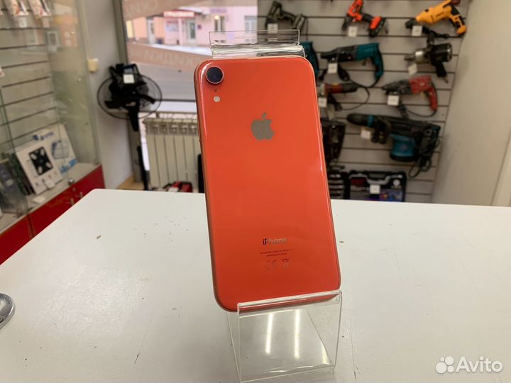 iPhone Xr, 64 ГБ