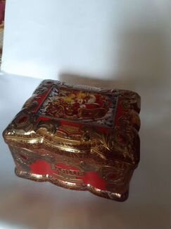 Шкатулка, коробка