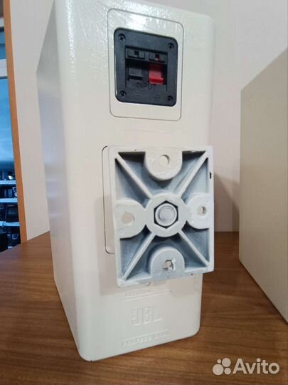 2х полосная акустическая система Jbl control 28