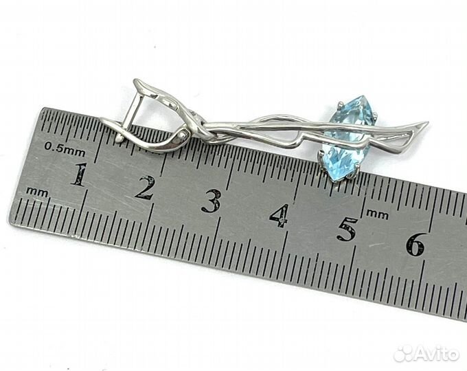 Серьги в белом золоте с топазами