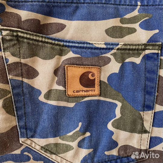 Шорты Carhartt