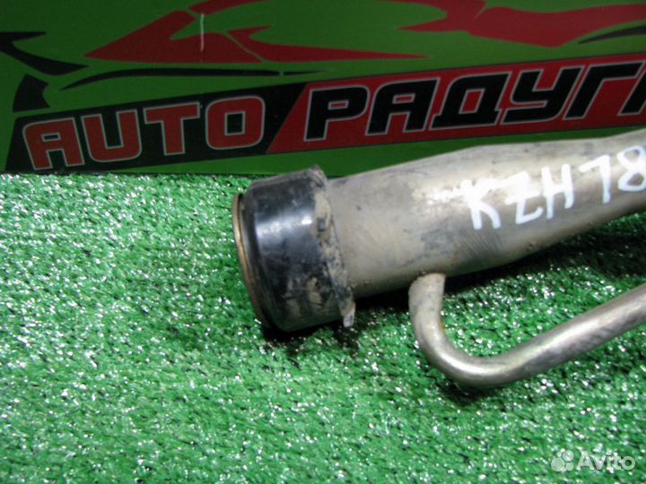 Горловина топливного бака toyota KDN185G,KDN185W,K