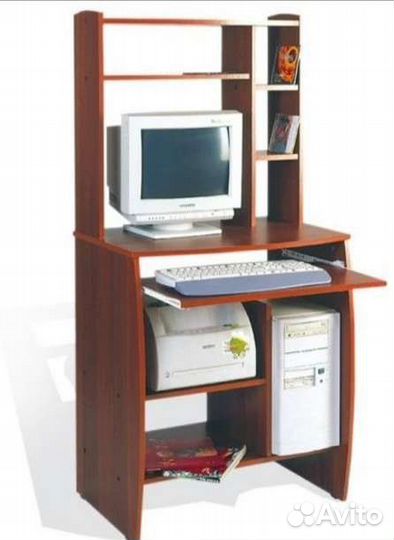 Компьютерный стол