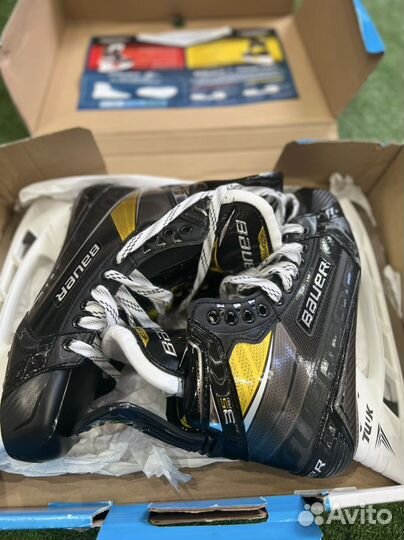 Хоккейные коньки bauer