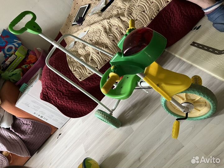 Детский велосипед с родительской ручкой