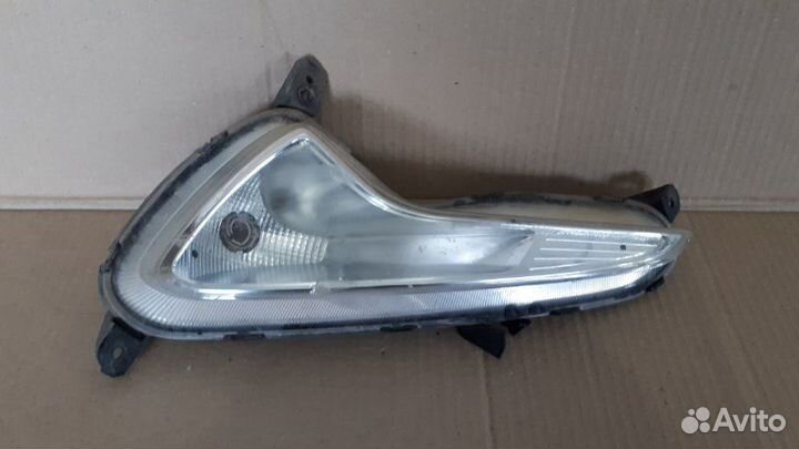 Фара противотуманная передняя левая Hyundai