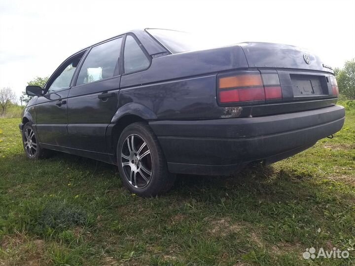Разбор Volkswagen passat b3 1.8 90л.с Седан