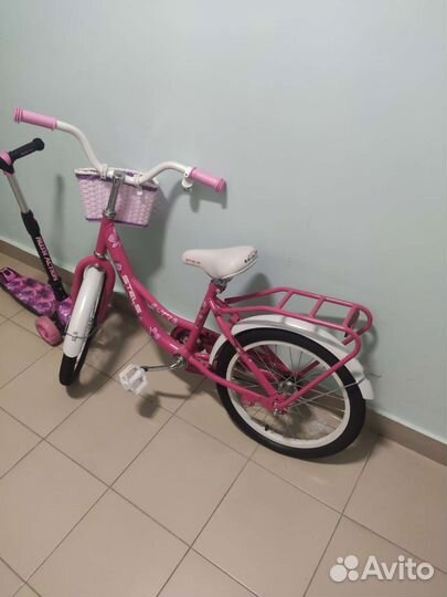 Детский велосипед бу 18 для девочки