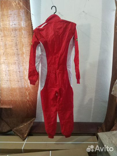 Продам комбинезон для автоспорта, новый