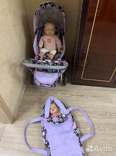 Коляска кукольная