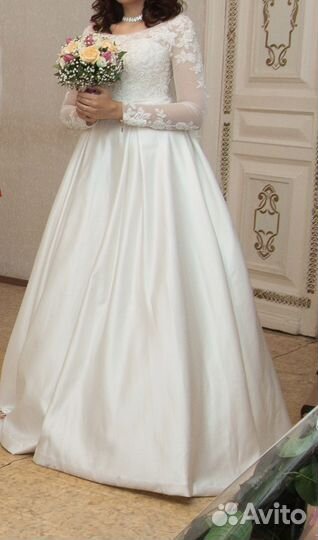 Свадебное платье