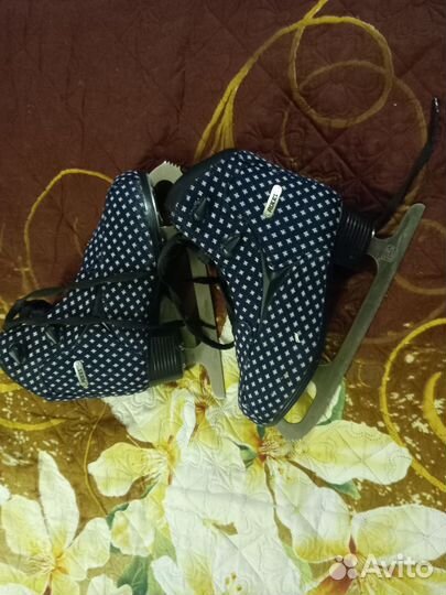 Коньки женские 38 размер roces