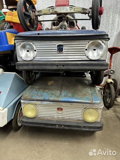 Педальная машинка СССР Москвич 3шт