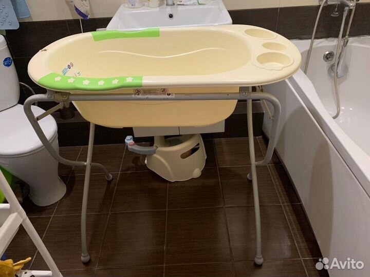 Ванна детская с подставкой