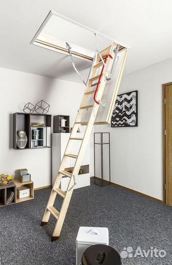 Новая лестница Fakro LWS на чердак