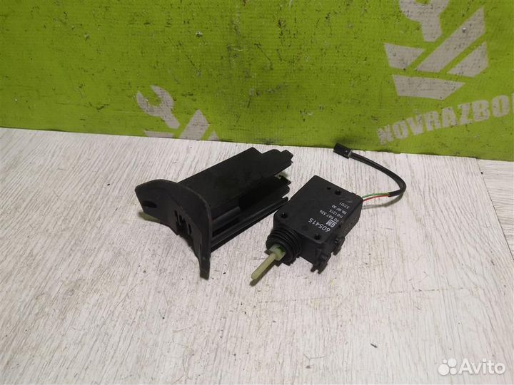 Активатор замка крышки бензобака Опель Астра Джи