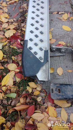 Подножки на Nissan x trail т32