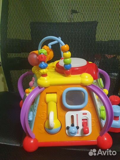 Развивающая игрушка бизиборд