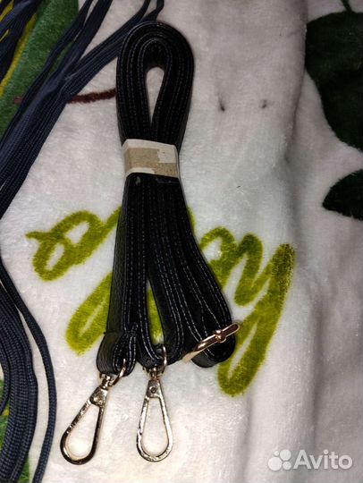 Шнурки и ремень на сумку новые