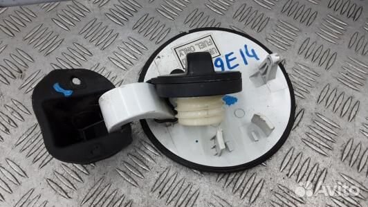 Лючок бака chevrolet captiva 1 (99E14IC01)