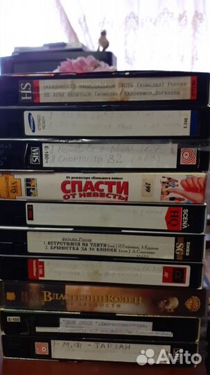 Видеокассеты с фильмами,мультфильмами