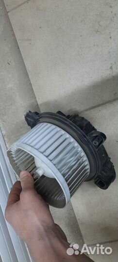 Моторчик отопителя Ford Transit/2015