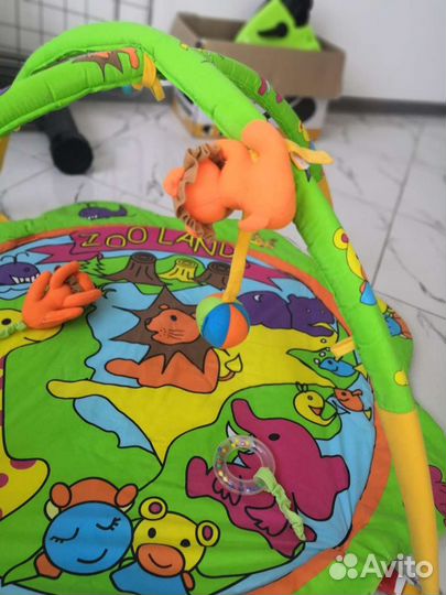 Развивающий коврик
