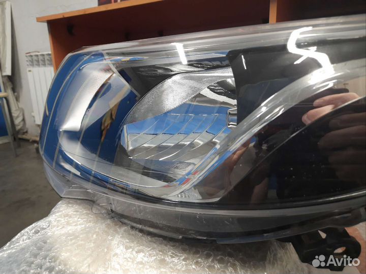 Фара kia rio 3 оригинал(левая)