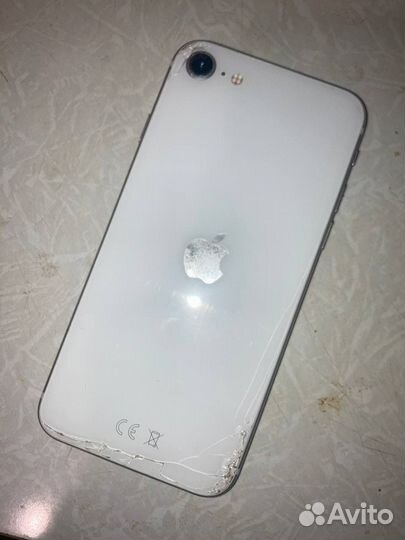 iPhone SE (2020), 64 ГБ
