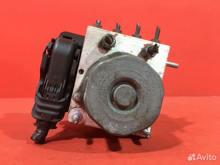 Блок ABS Suzuki Sx4 2 хетчбэк M16A 1.6L 1586