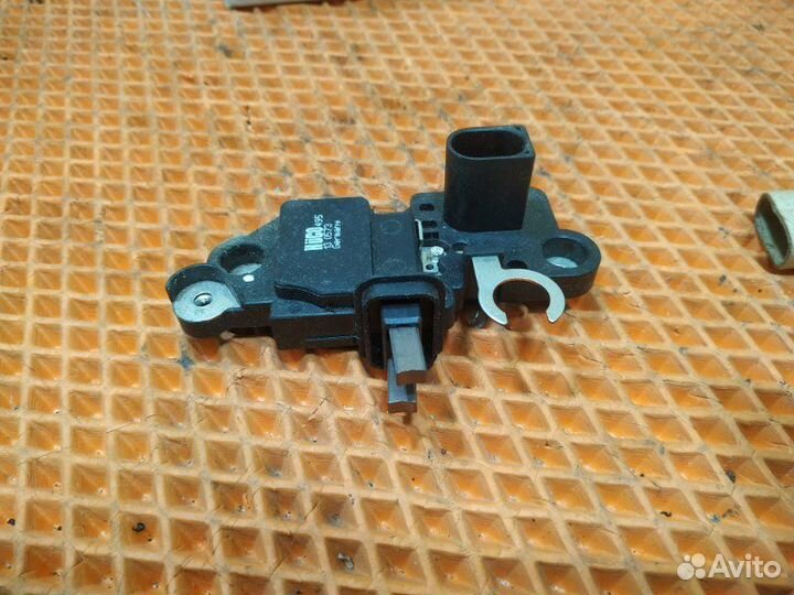 Регулятор генератора