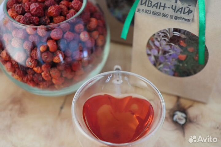 Полезный Иван чай с шиповником