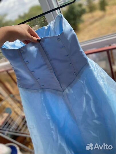 Вечернее платье