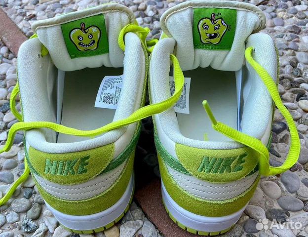Nike SB Dunk Low «Green Apple»