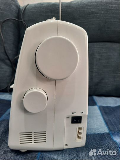 Швейная машинка Jaguar Jemlux